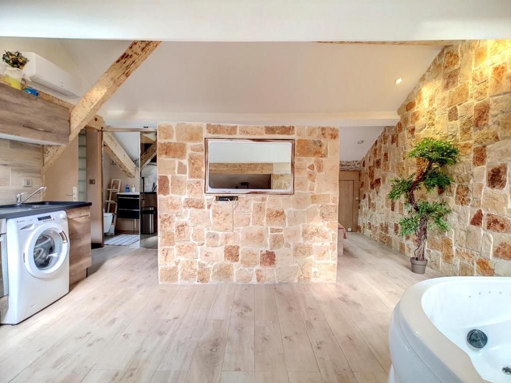 Love Room Jacuzzi Croisette Cannes Bagian luar foto