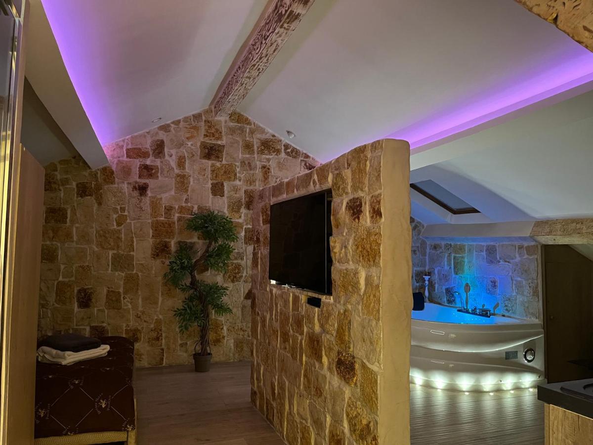 Love Room Jacuzzi Croisette Cannes Bagian luar foto