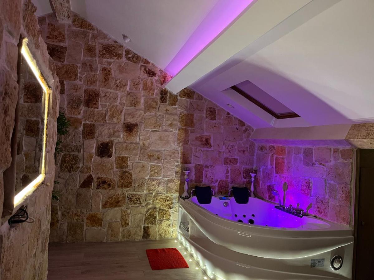 Love Room Jacuzzi Croisette Cannes Bagian luar foto