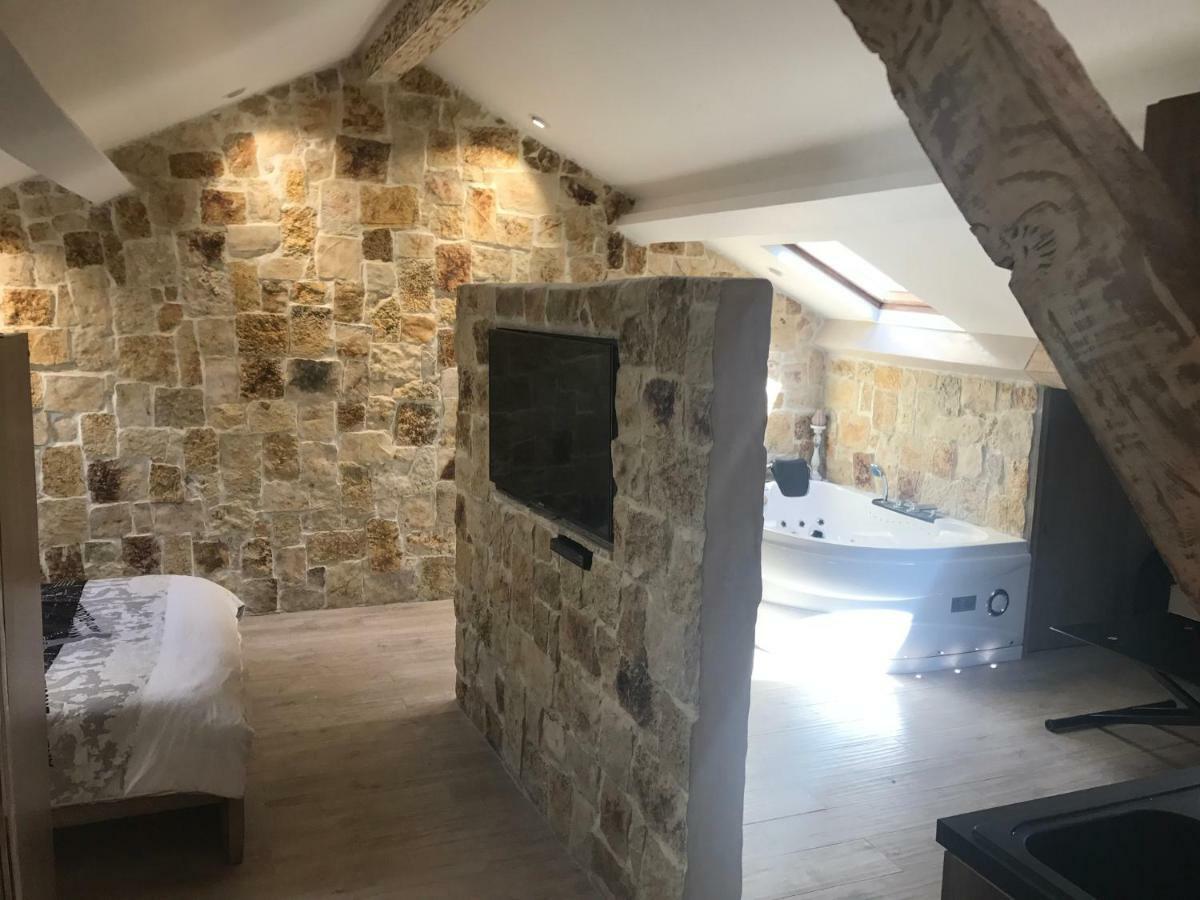 Love Room Jacuzzi Croisette Cannes Bagian luar foto