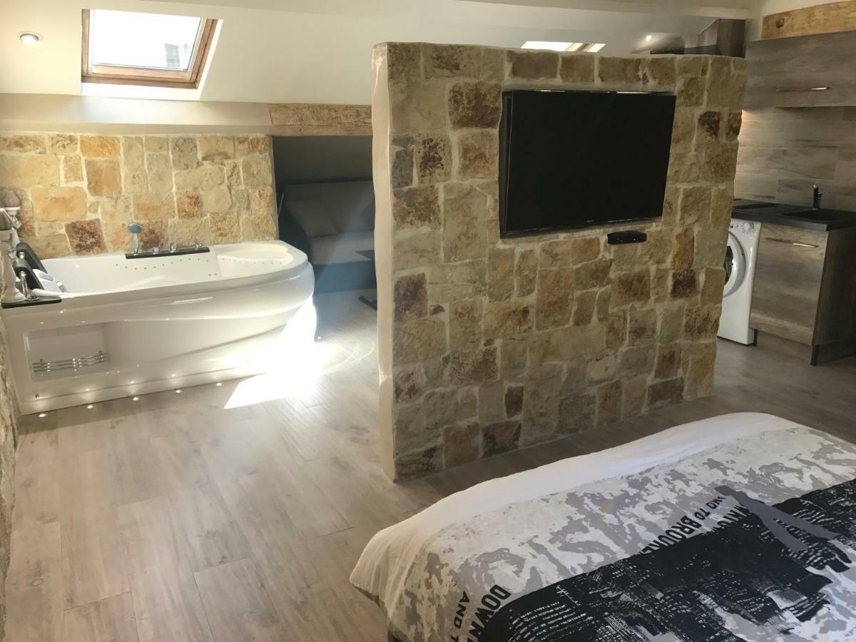 Love Room Jacuzzi Croisette Cannes Bagian luar foto